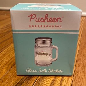 Pusheen CULTUREFLY Salt Shaker